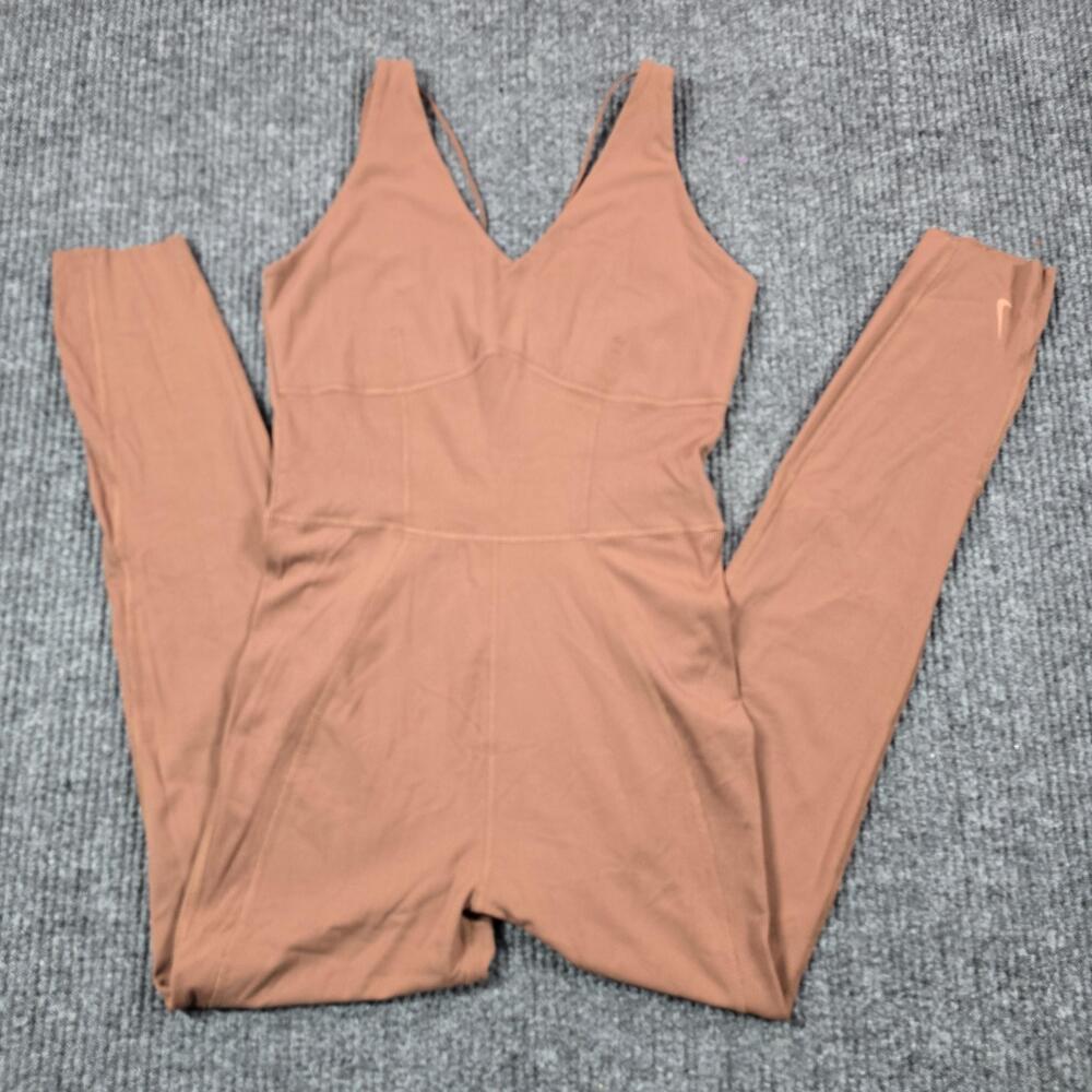 Nike Yoga Luxe Infinalon Jumpsuit stretchy Coral Terra Blush Size M cj5272-275